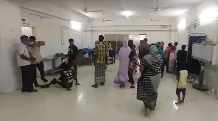 বিদ্যুৎস্পৃষ্টে তিনজনের মৃত্যু